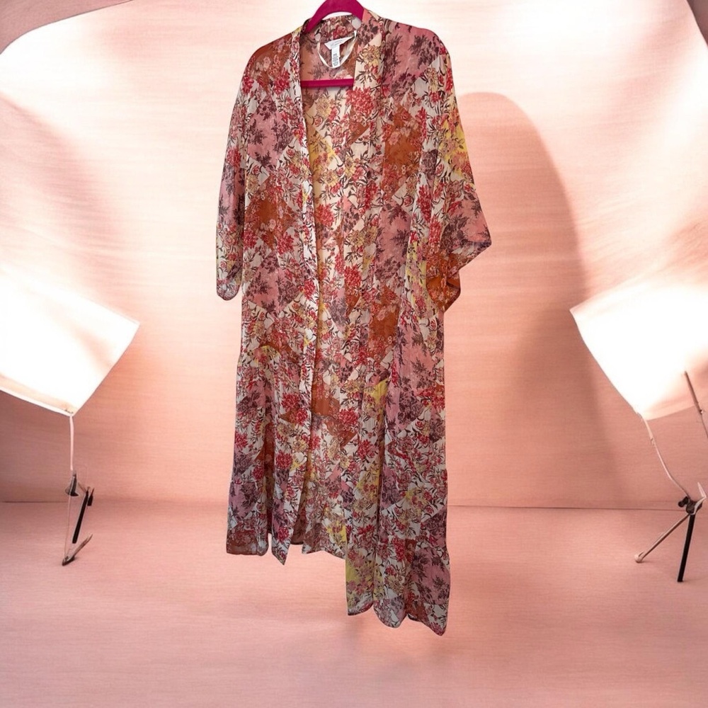LC Lauren Conrad Multicolor Floral Kimono